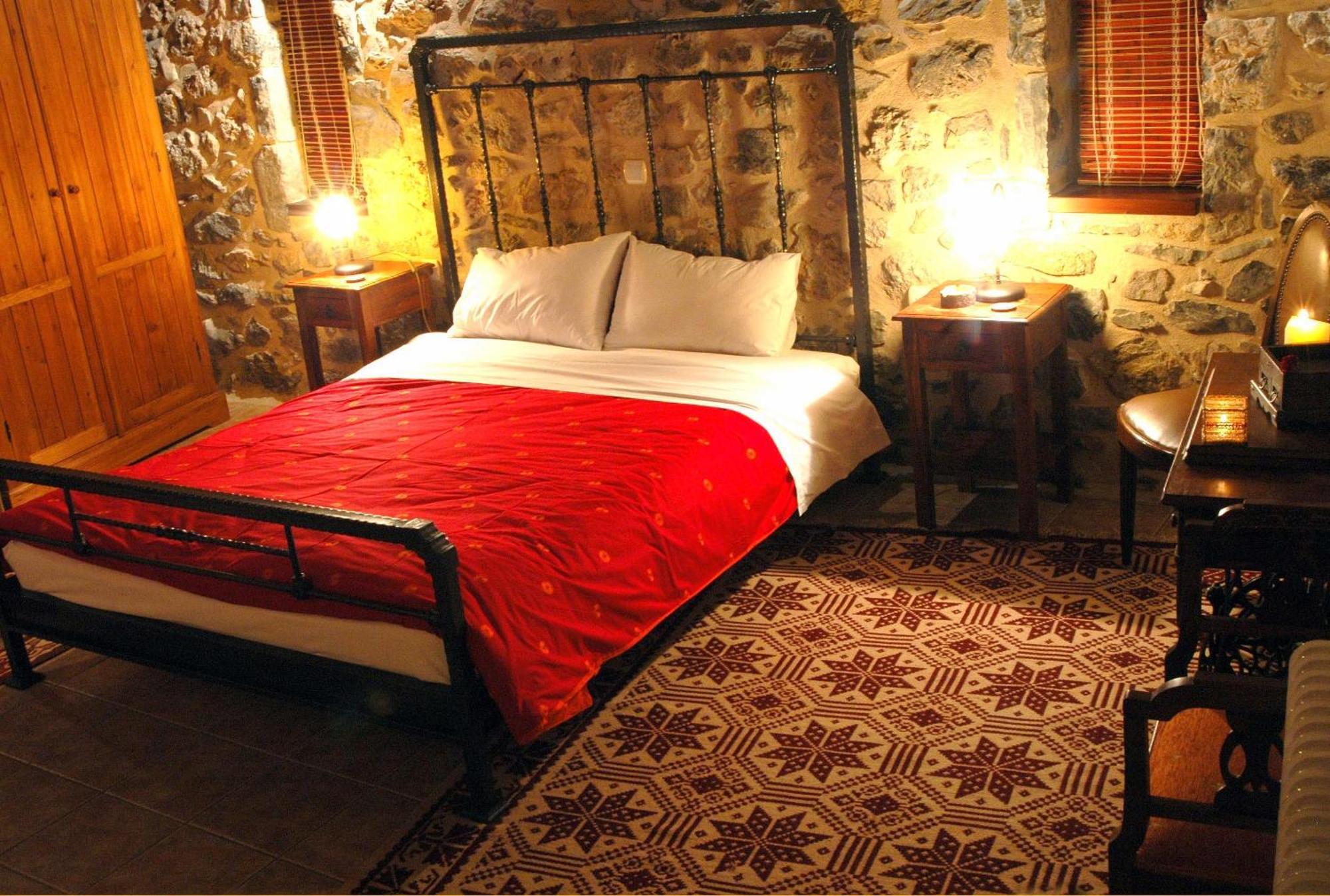 Archontiko Nikolopoulou Hotel Vitina Phòng bức ảnh