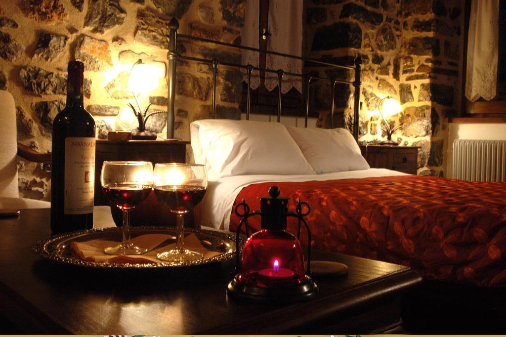 Archontiko Nikolopoulou Hotel Vitina Phòng bức ảnh