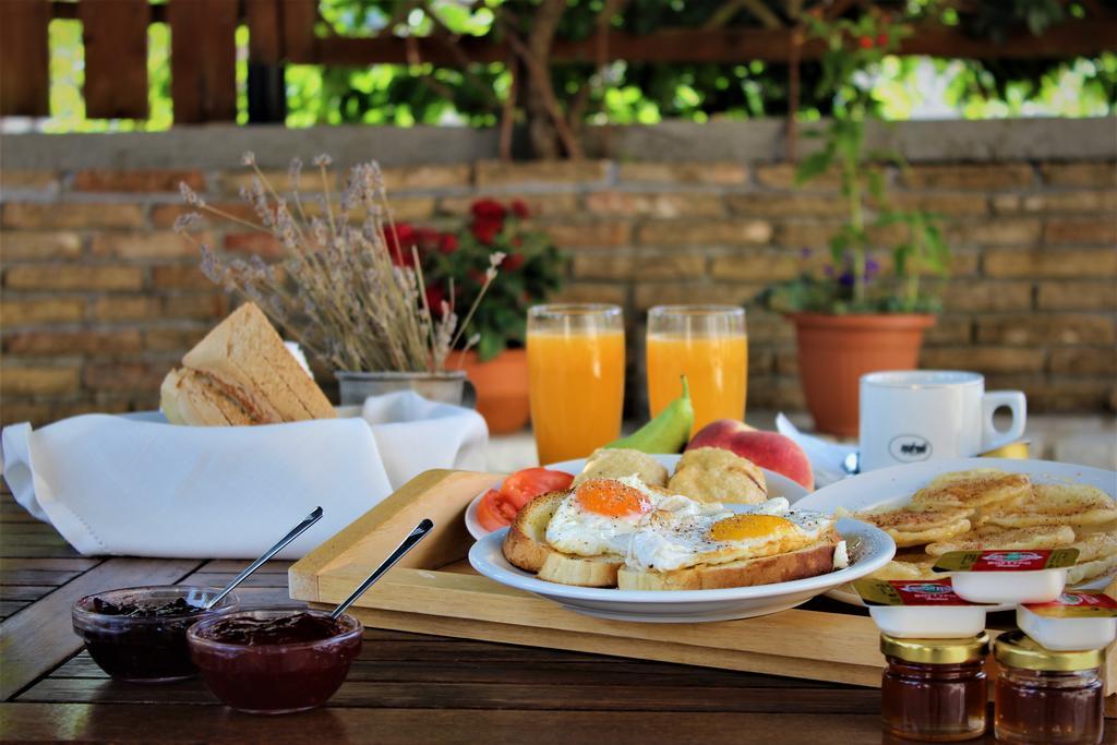 Archontiko Nikolopoulou Hotel Vitina Ngoại thất bức ảnh