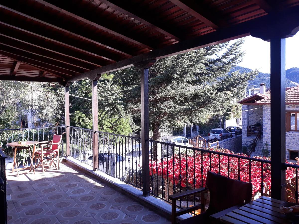 Archontiko Nikolopoulou Hotel Vitina Ngoại thất bức ảnh